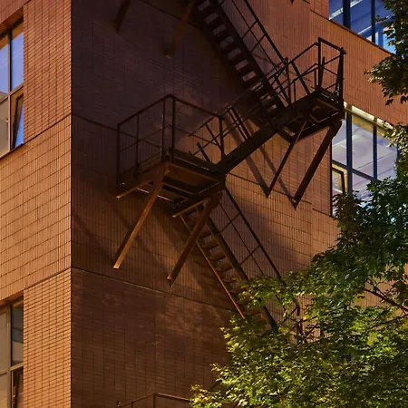 Апартаменты Stylish Designer Loft In Trendiest District