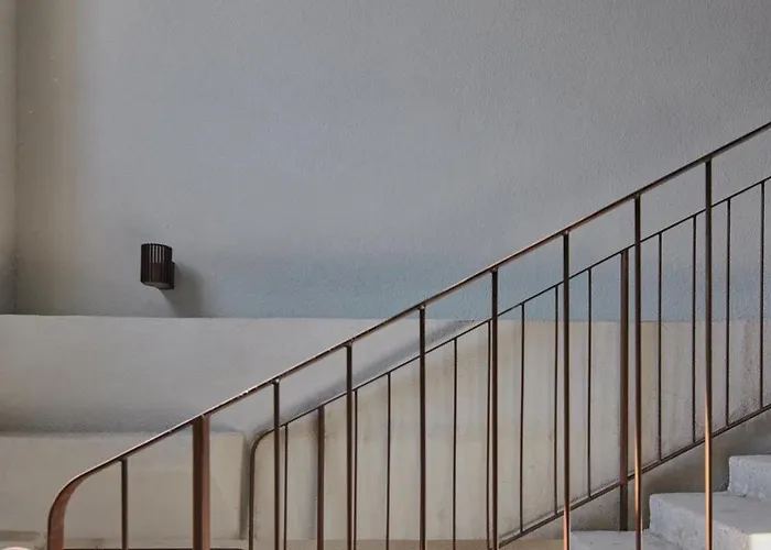 Butas Stylish Designer Loft In Trendiest District Vilnius